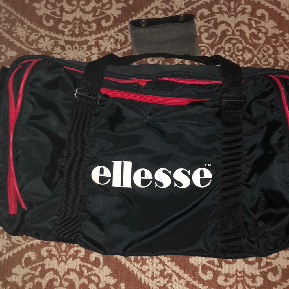 Ellesse duffle bag